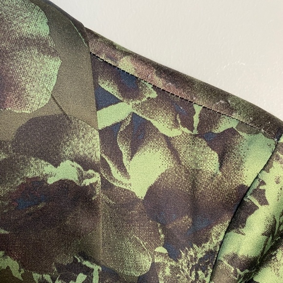 Attitude Women's Green Shimmer Flower Print Open Front Blazer Jacket Size XS - Picture 5 of 13